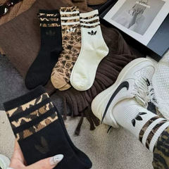 欧货时尚潮流运动袜复古豹纹高筒袜甜美幸运草花边堆堆袜网红同款