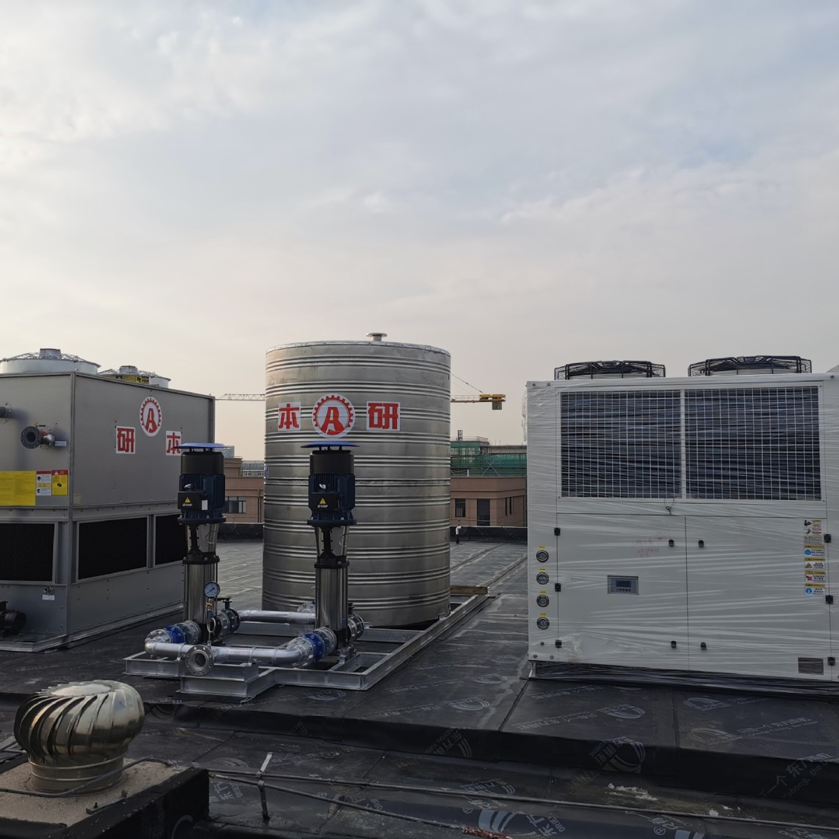 厂家供应冷水机组耐腐蚀冷却塔工业方形圆形冷却水塔