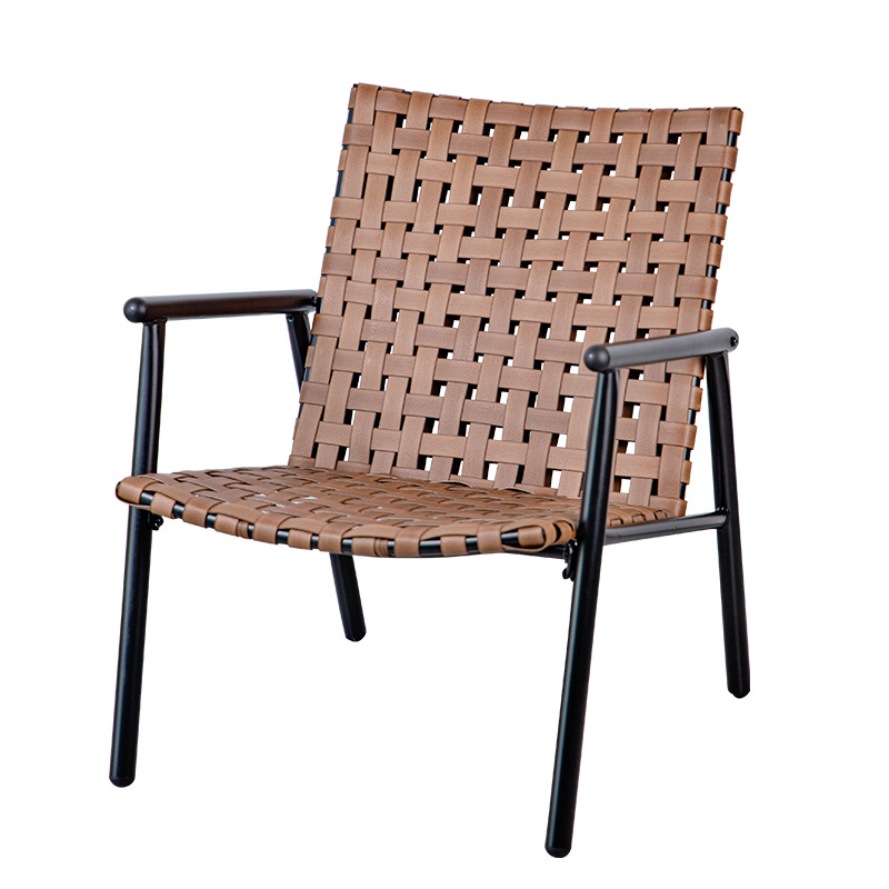 Mesas, sillas al aire libre, patio, sillas de ratán, tres juegos de mesas de té en el balcón, sillas de mesa de té, alojamiento residencial, sillas de apoyo de ratán, mesas de café de piel de silla de montar