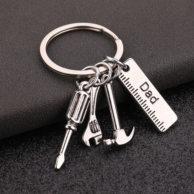 Men's Gender Simple Style Letter Ruler Wrench Zinc Alloy Father'S Day Men's Slip-on Keychain