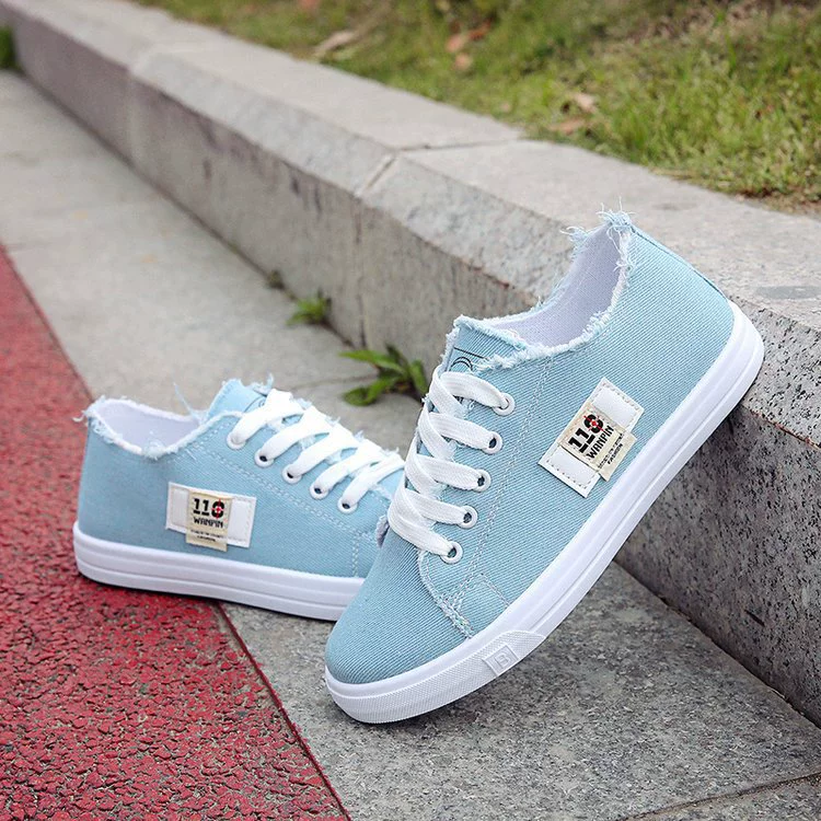 Fashionable white shoes, cloth low footwear for leisure