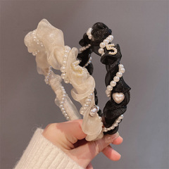 French-style vintage wrap-style pleated headband with pearl accents—elegant, sheer fabric design, perfect for outings, and a versatile must-have for trendy online influencers.