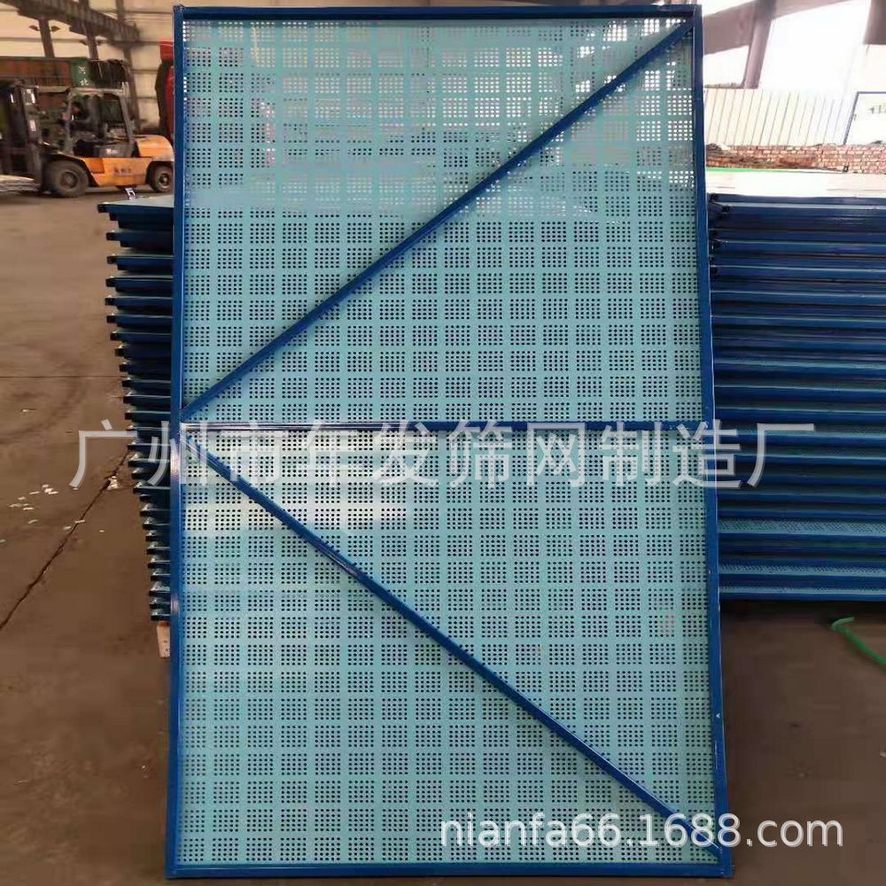高空作业外墙防护网 脚手架防坠落金属网片 镀锌爬架网片现货出售