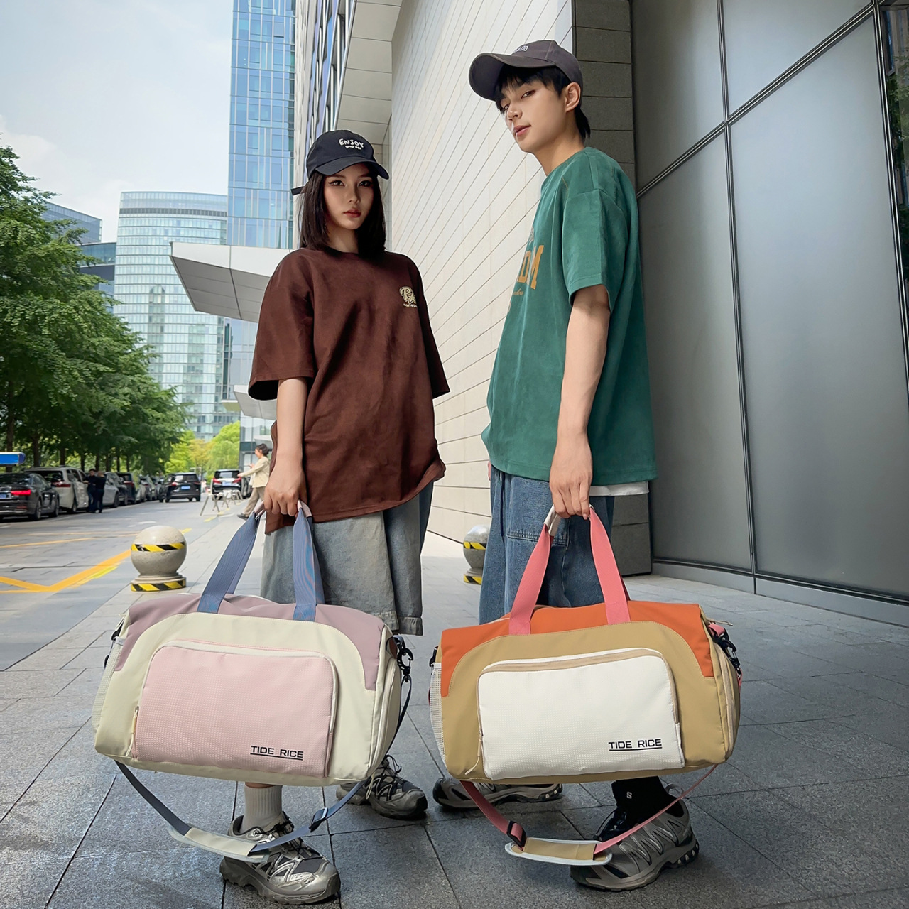 Solid color capacious travel bag wet and dry separation for men and…