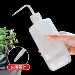 家庭用多肉植物に花をやる小さなスプレーポット押出し式の尖った口のプラスチック透明な水をやる瓶に水をやる