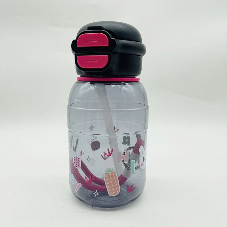 LY-481 taza de plástico taza de agua de paja para niños contraste de color a juego nueva taza de plástico padre-hijo taza de plástico para estudiantes fabricante