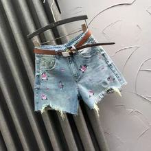 2025夏小清新碎花牛仔短裤女高腰显瘦夏季时尚百搭显瘦a字毛边阔