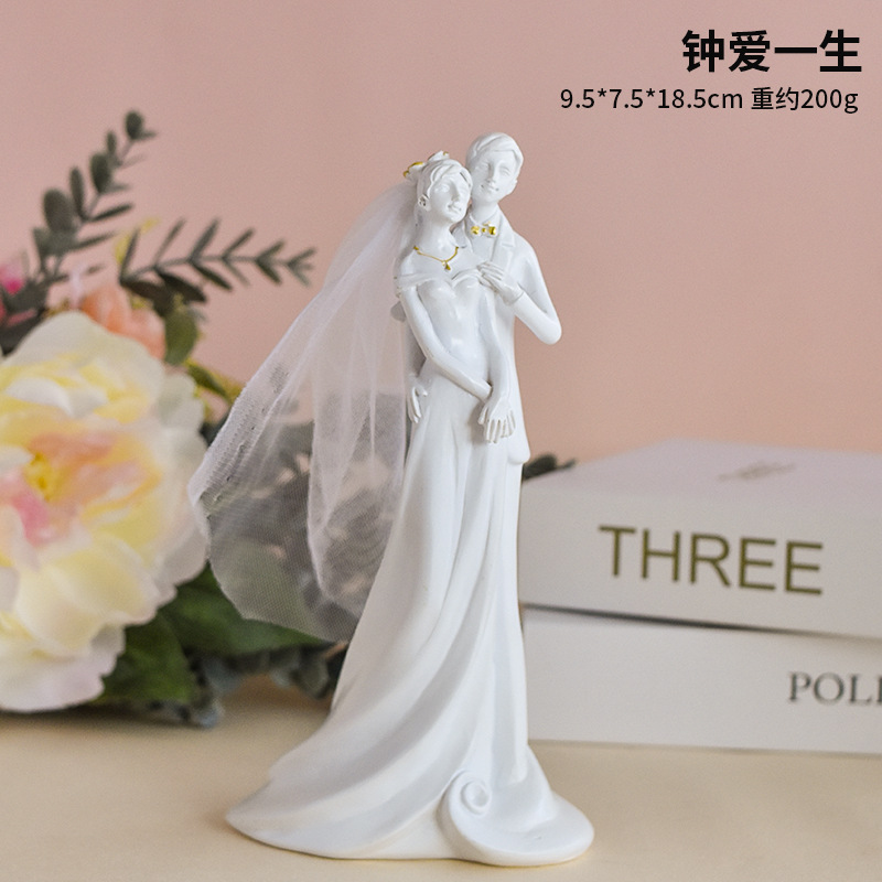 Estilo europeo boda novio novia serie decoración Día de San Valentín mano larga Oficina noche luz regalo de la mano