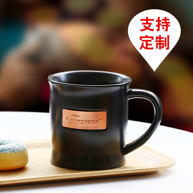 Tazas de cerámica originales tazas de agua tazas de café tazas de bronce tazas de grabado en relieve LOGO al por mayor