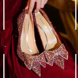 红色婚鞋女婚纱秀禾两穿新娘鞋2023年新款法式水钻高跟鞋粗跟单鞋