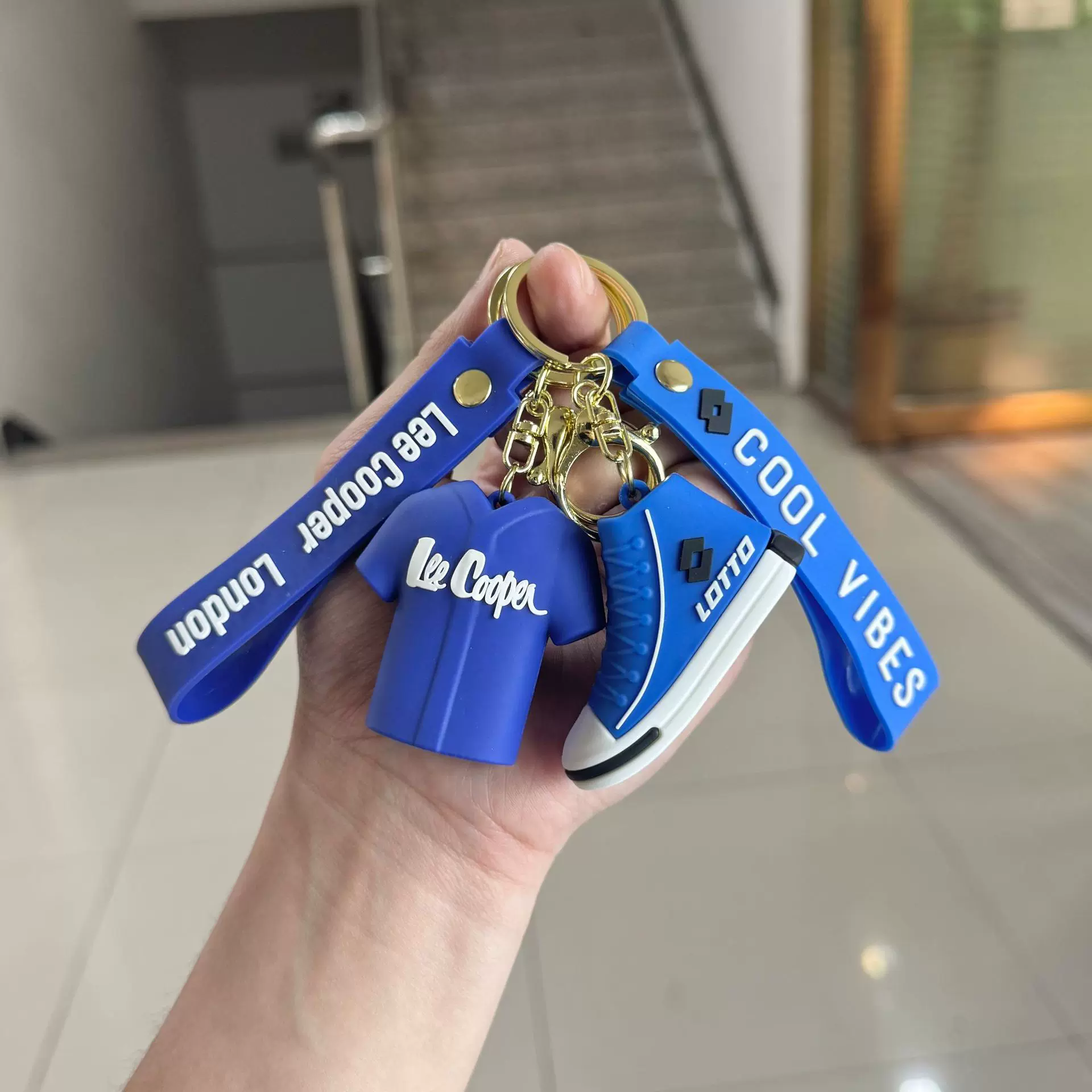 网红球鞋创意aj鞋钥匙扣挂件男生书包挂饰礼物汽车钥匙链小礼品