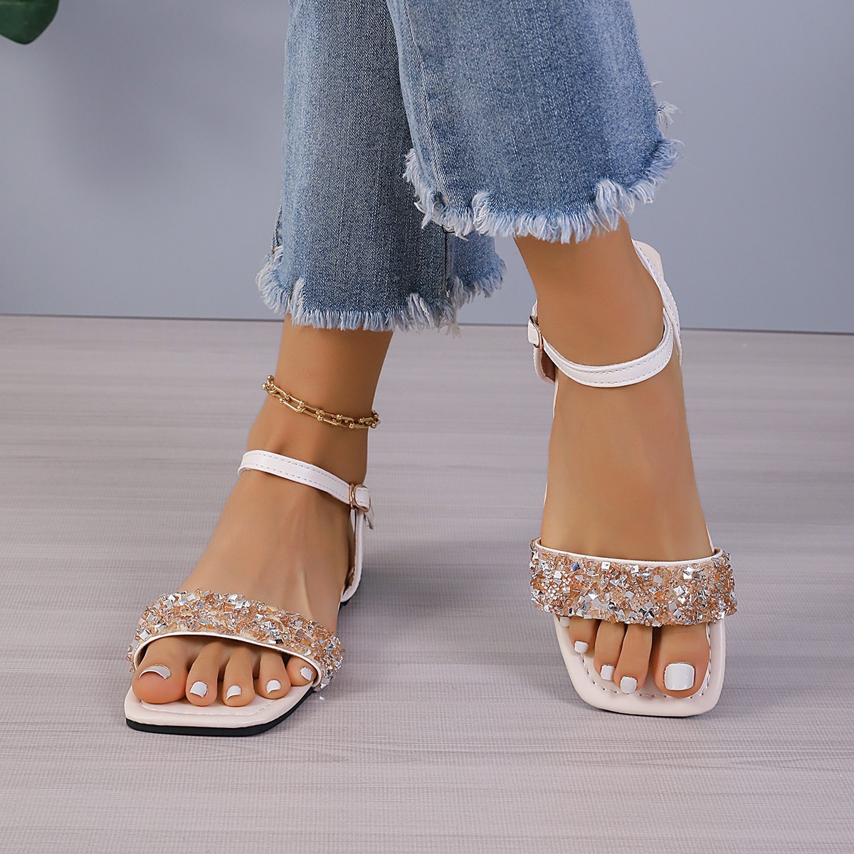 Women's Streetwear Solid Color Rhinestone Square Toe Open Toe Ankle Strap Sandals Empty display picture 6
