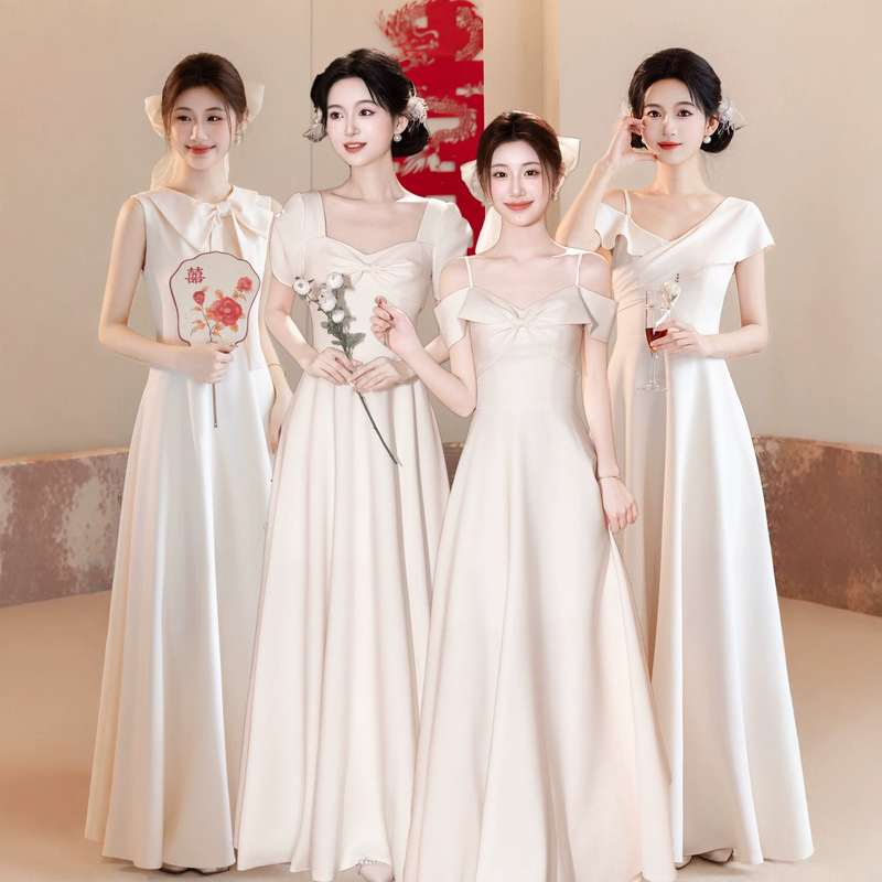 Stunning champagne-colored bridesmaid dress 2026 new model for sister group weddings, simple satin dress suitable for women to wear in summer Stunning champagne-colored bridesmaid dress 2026 new model for sister group weddings, simple satin dress suitable for women to wear in summer