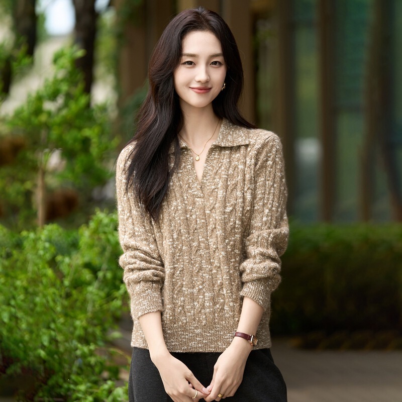 2026 Fall/Winter New Wool Women's Pullover with Turn-down Collar, Long Sleeves, Versatile, Warm, Slimming, Fine Knit Wool Base Shirt