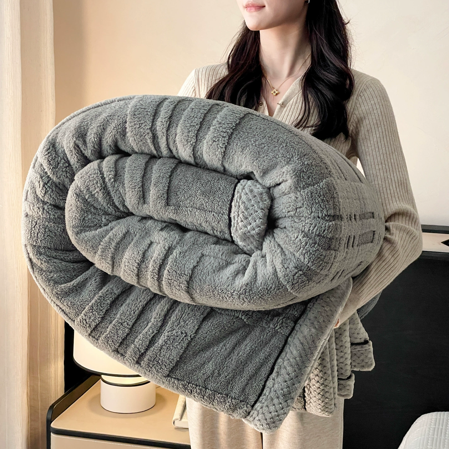 Одеяло-подушка Keep-Warm, утолщённая двухслойная флисовая ткань, различные размеры и цвета