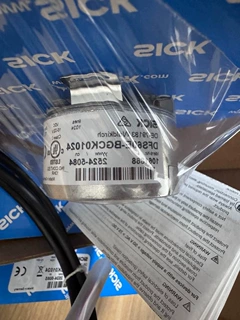 德国sick编码器1038119 SRS50-HEZ0-S22和1050102 SRS50-HZA0-S28