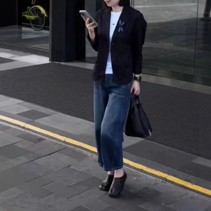 25916 New Daimai Yiyan 2026 Autumn New High-End Suit Jacket Fashion Straight-Leg Jeans for Women