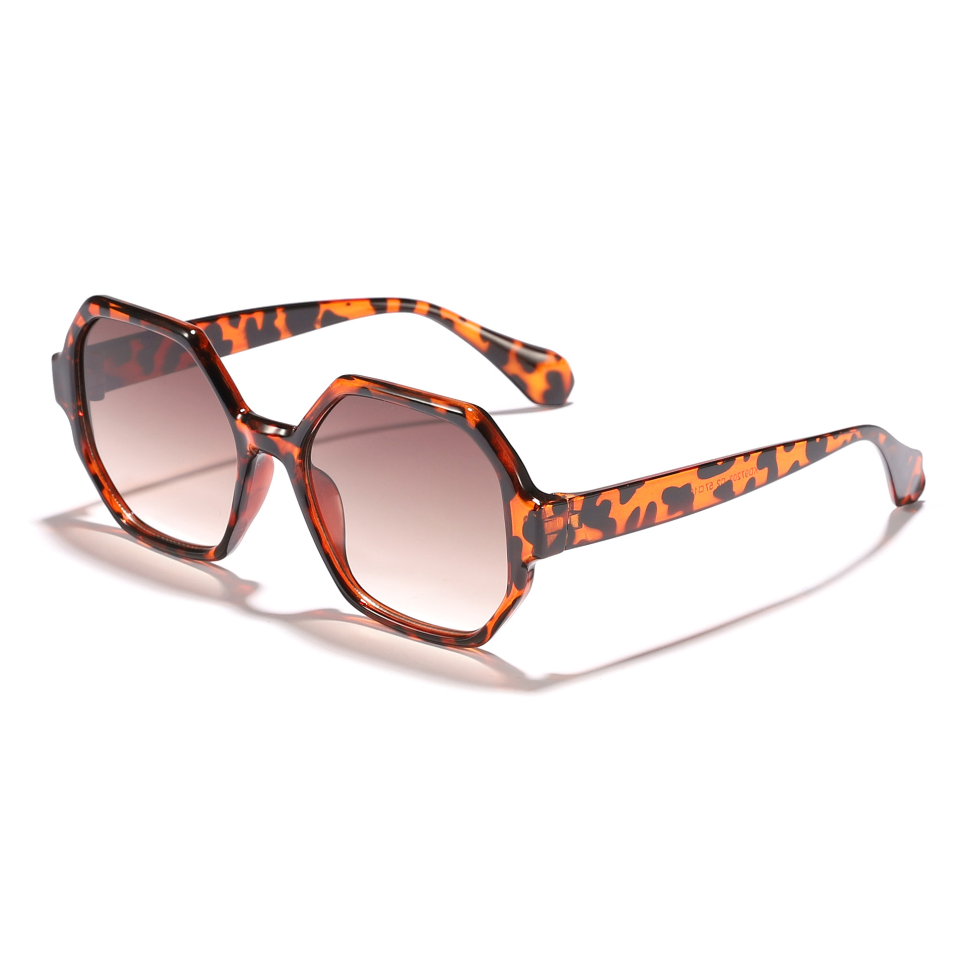 2024 moda europea y americana nuevas gafas de sol poligonales hombres y mujeres retro todo-fósforo viento ins gafas anti-azul