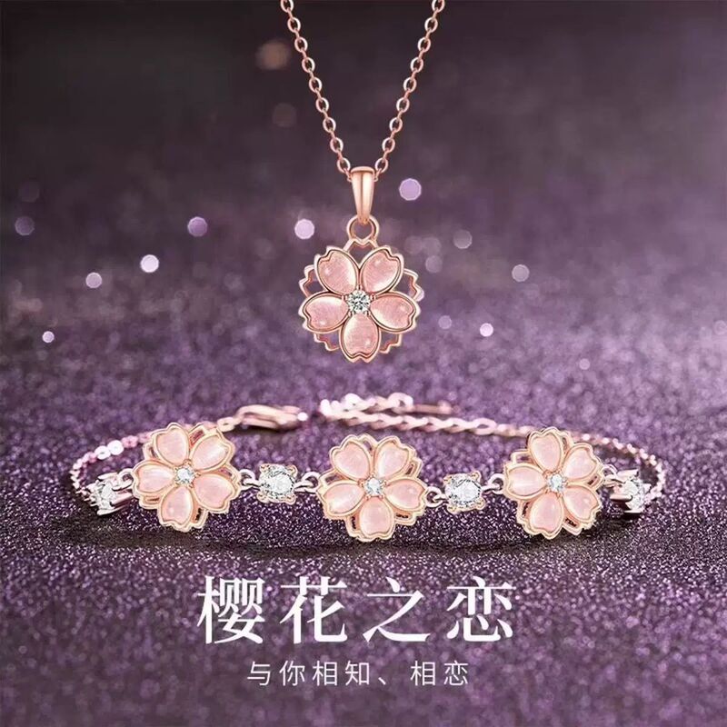 Romantic Cherry Blossom Four-Leaf Clover Bracelet for Women, Light Luxury Niche Exquisite Gift for Girlfriend