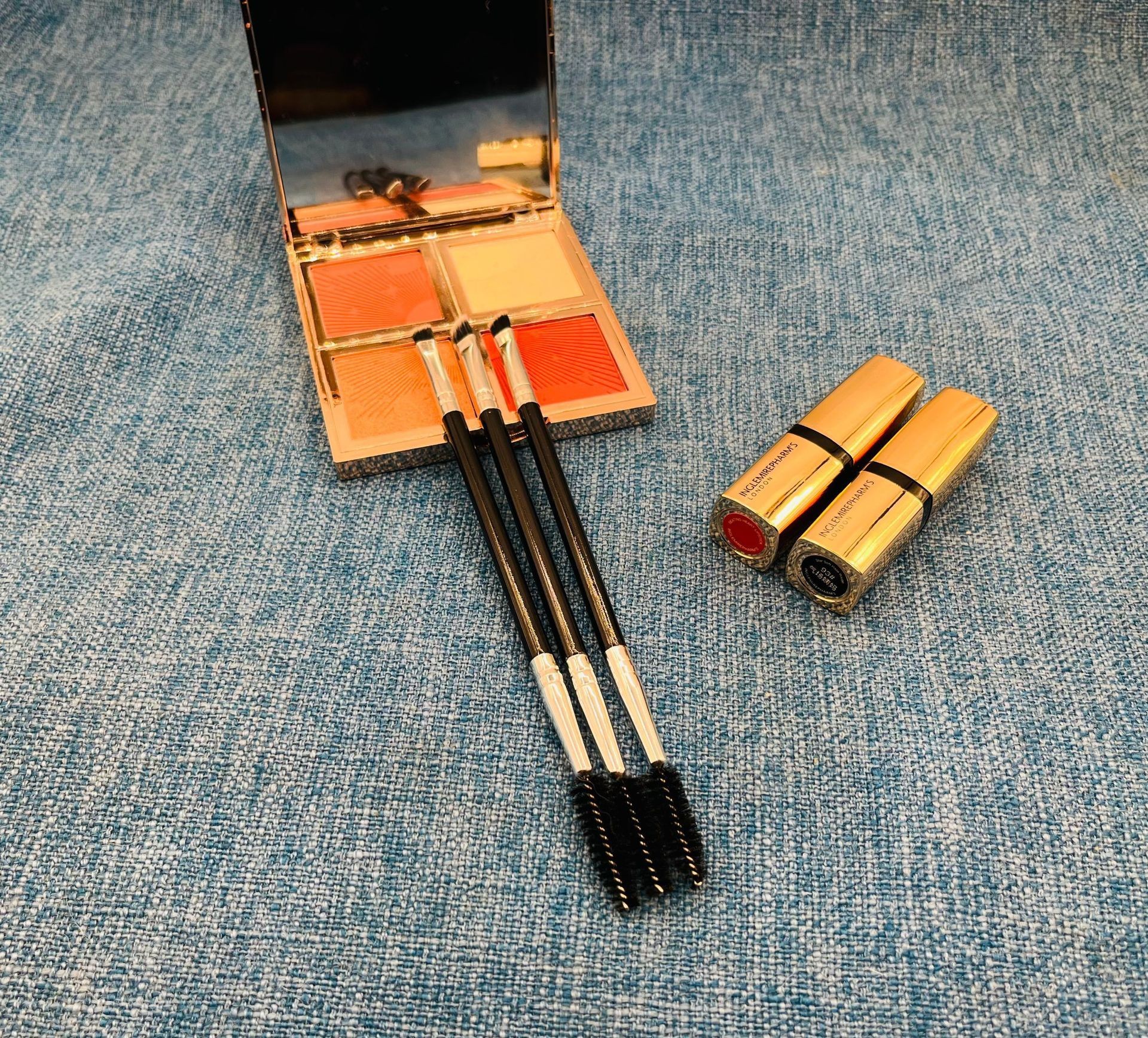 O1CN01Jq9fOv28klndipSTM_!!3821