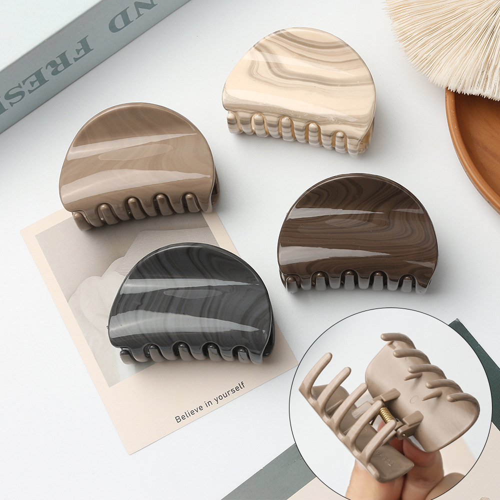 심플한 물결무늬 흰색 반원형 집게핀, 다용도 인터넷 연예인 반머리 머리핀, 뒷머리핀, 샤크핀 도매