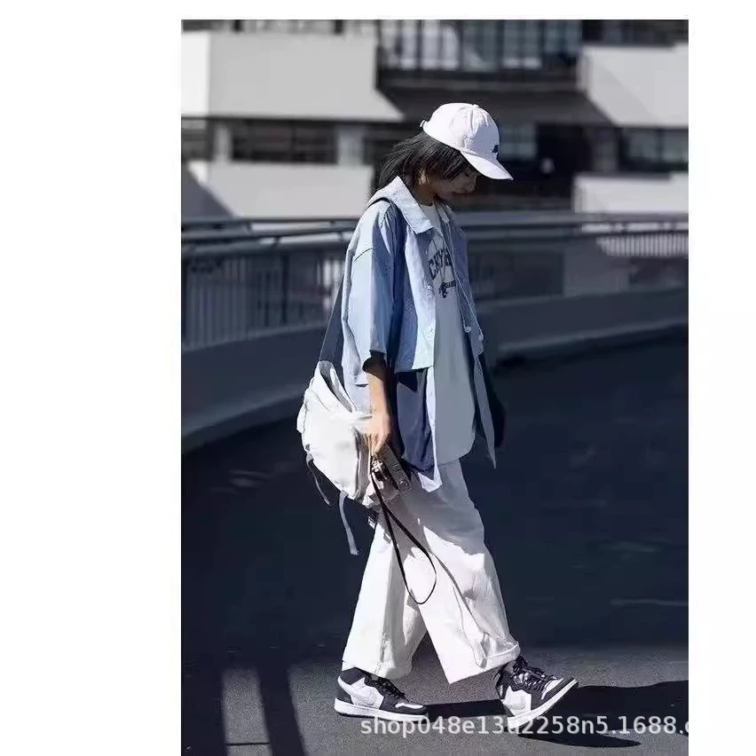 Summer Japanese universal thin shirt, simple and elegant design