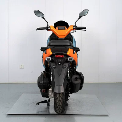 Motosikletlər High Configuration 7L Fuel Tank