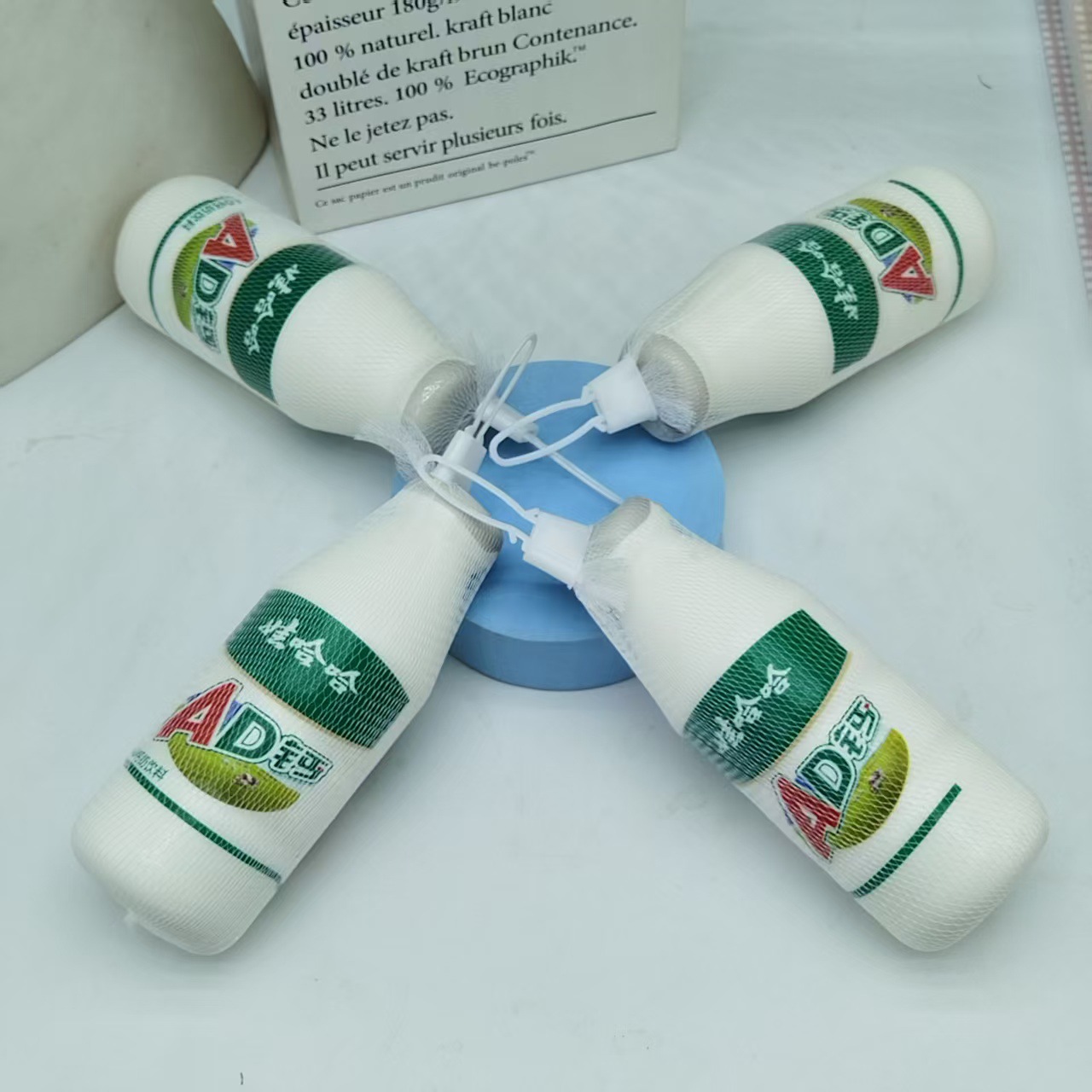 Wahaha ADcalcio pellizcando la botella de música juguete rebote lento descompresión ventilación bebida exprimida suave personalizada para niños