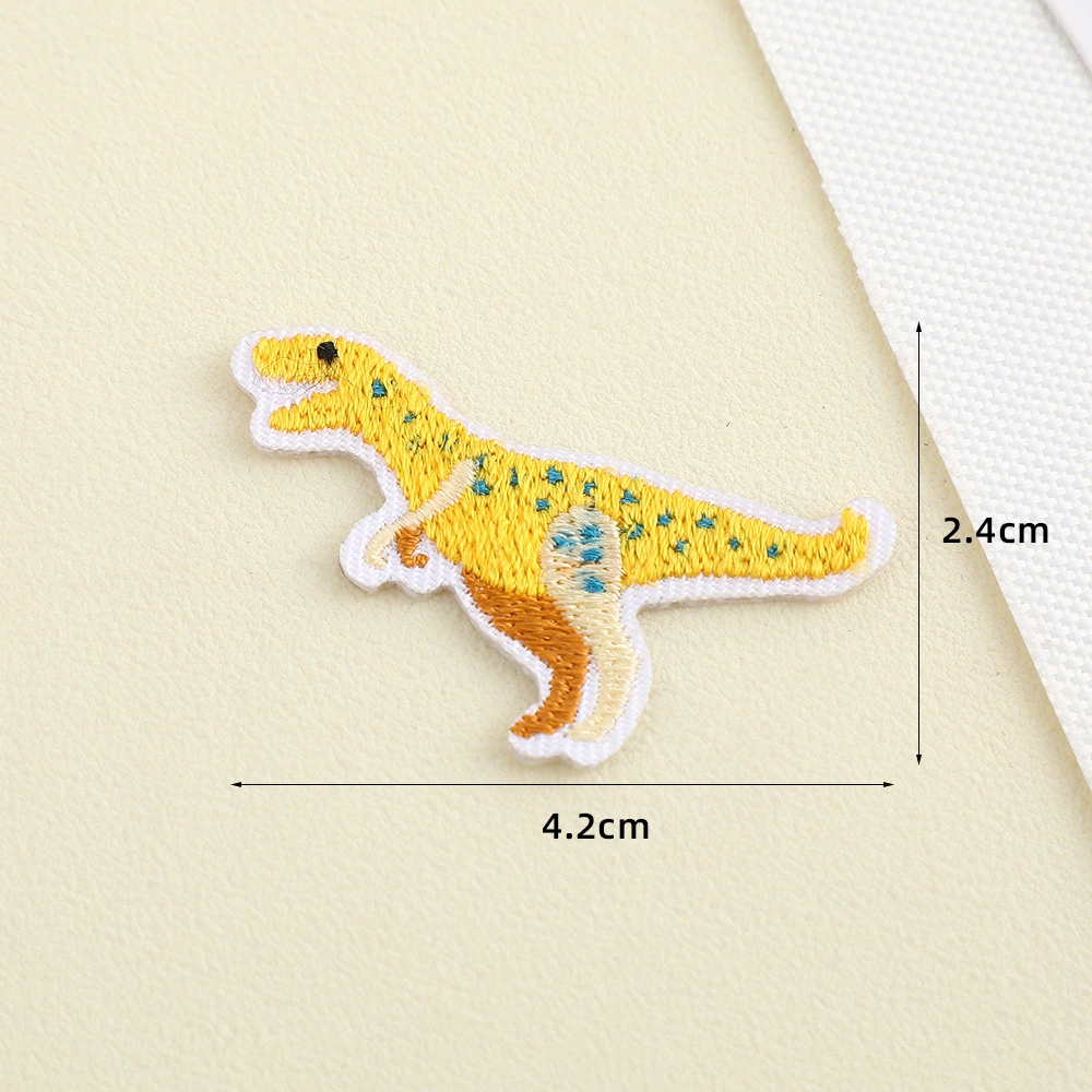 Cartoon machine embroidery embroidery cloth patch DIY handmade bag hole patch Clothes patch Towel cloth patch E18