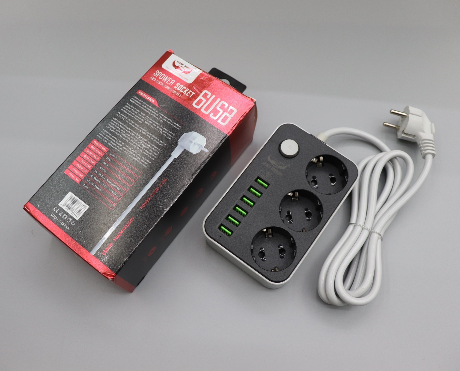 Producción y ventas de Guangdong enchufe de fila 6USB multipuerto enchufe de carga de teléfonos móviles comercio exterior tipo exportación nuevo enchufe de fila