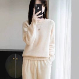 女式羊毛衫;毛衣