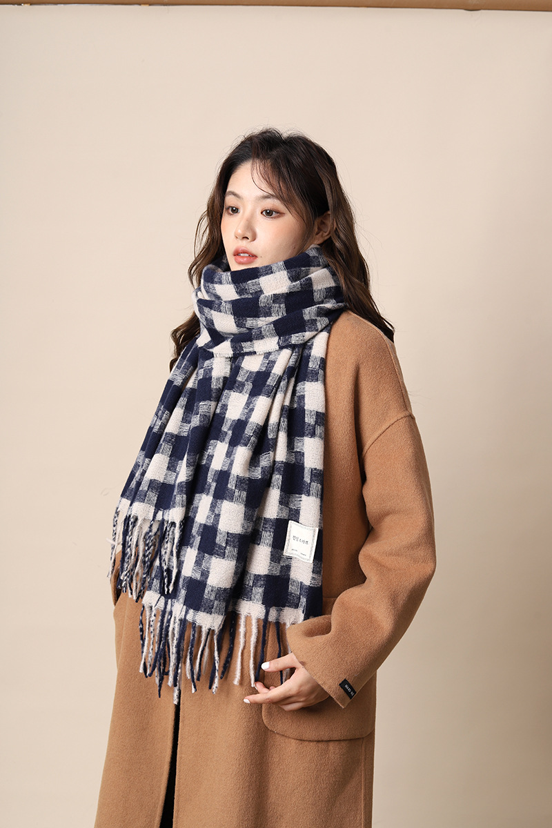 Sciarpa a quadri da donna autunno inverno sensazione avanzata spessa e calda collo frangia versatile studente moda INS_voghion.com