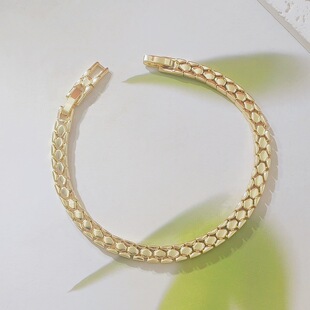 �羳�W���r��OL�׺η��Kƴ�ӽ�ɫ����~�18K���߹Ǽy�֭h���