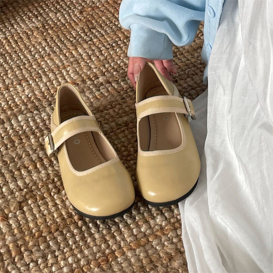 Vintage Red French Flat Leather Shoes Women's 2025 New Spring and Autumn Dress Shallow Mouth Round Toe Mary Jane Shoes