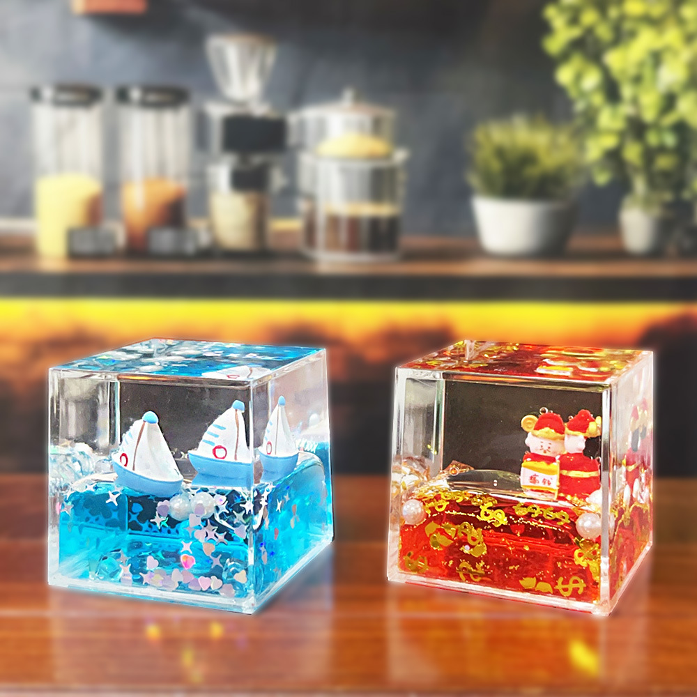 Dibujos animados de doble deriva en aceite, adornos de Dios de la riqueza, artefactos de decoración de escritorio de Kulomi, pequeños regalos para estudiantes, fábrica de regalos al por mayor