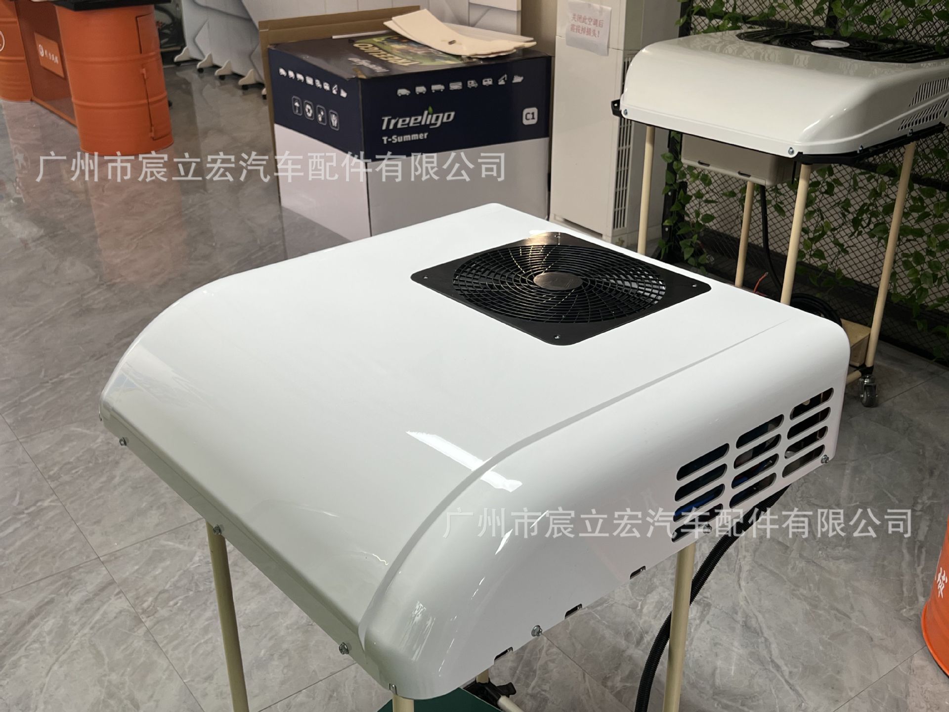 Factory's New High-End Heat Pump Parking Air Conditioner, Dual-Use for Cooling and Heating, 24V 2400W Heating Capacity, Suitable for Rvs and Food Trucks