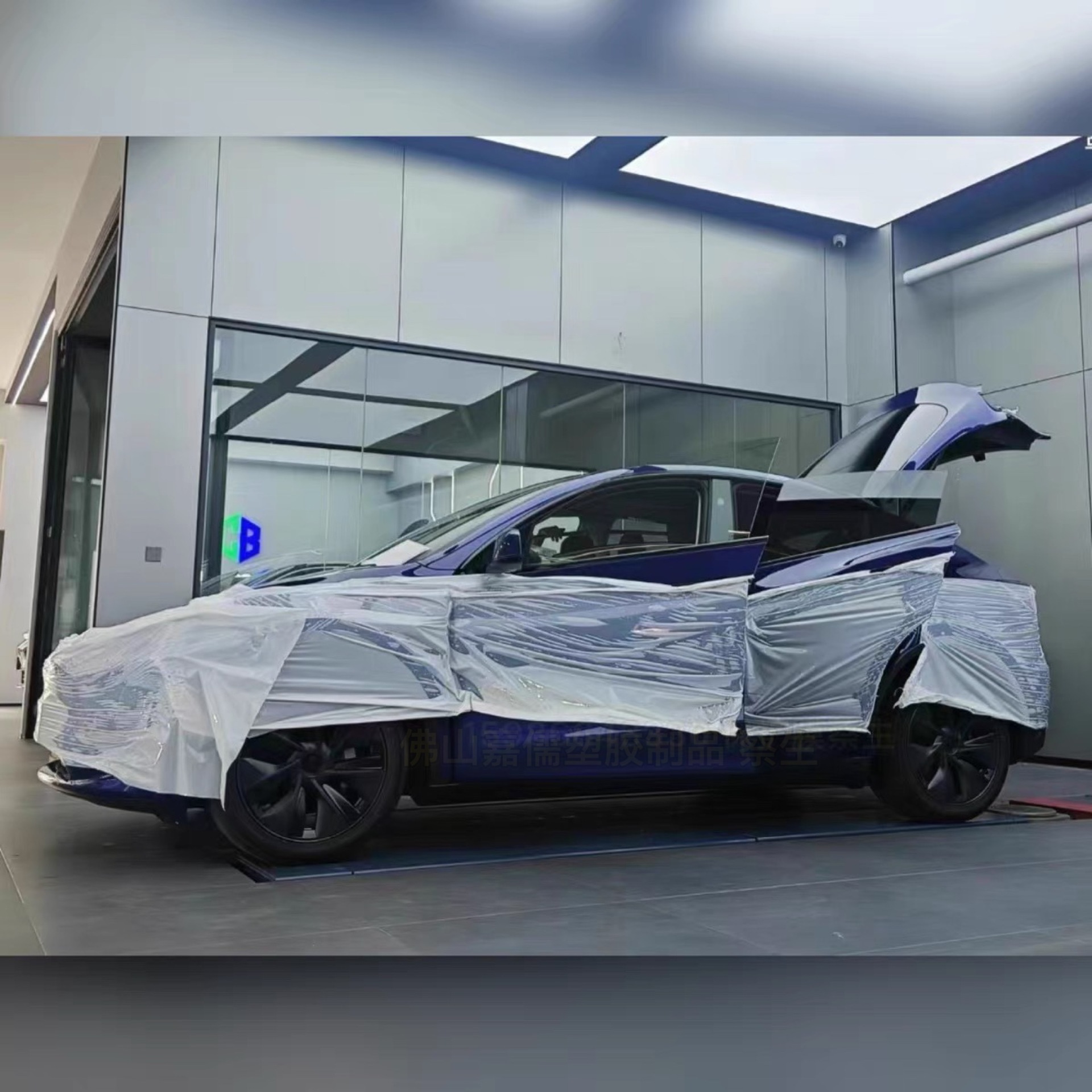 Milky White PE, Other Car headlight protective film - 70cm100-meters-suitable-for-business-carsuv-default