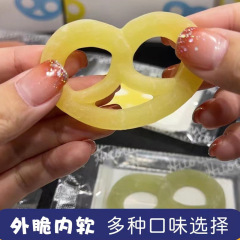 様々なフレーバーのフルーツグミ、蝶の形をした琥珀糖、女の子のためのギフト、手作りのカジュアルスナック
