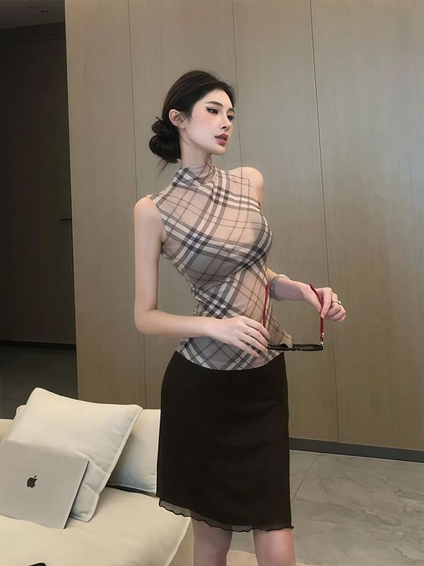 辣妹半高领无袖吊带背心女2025夏季新款外穿气质修身显瘦格纹上衣|undefined