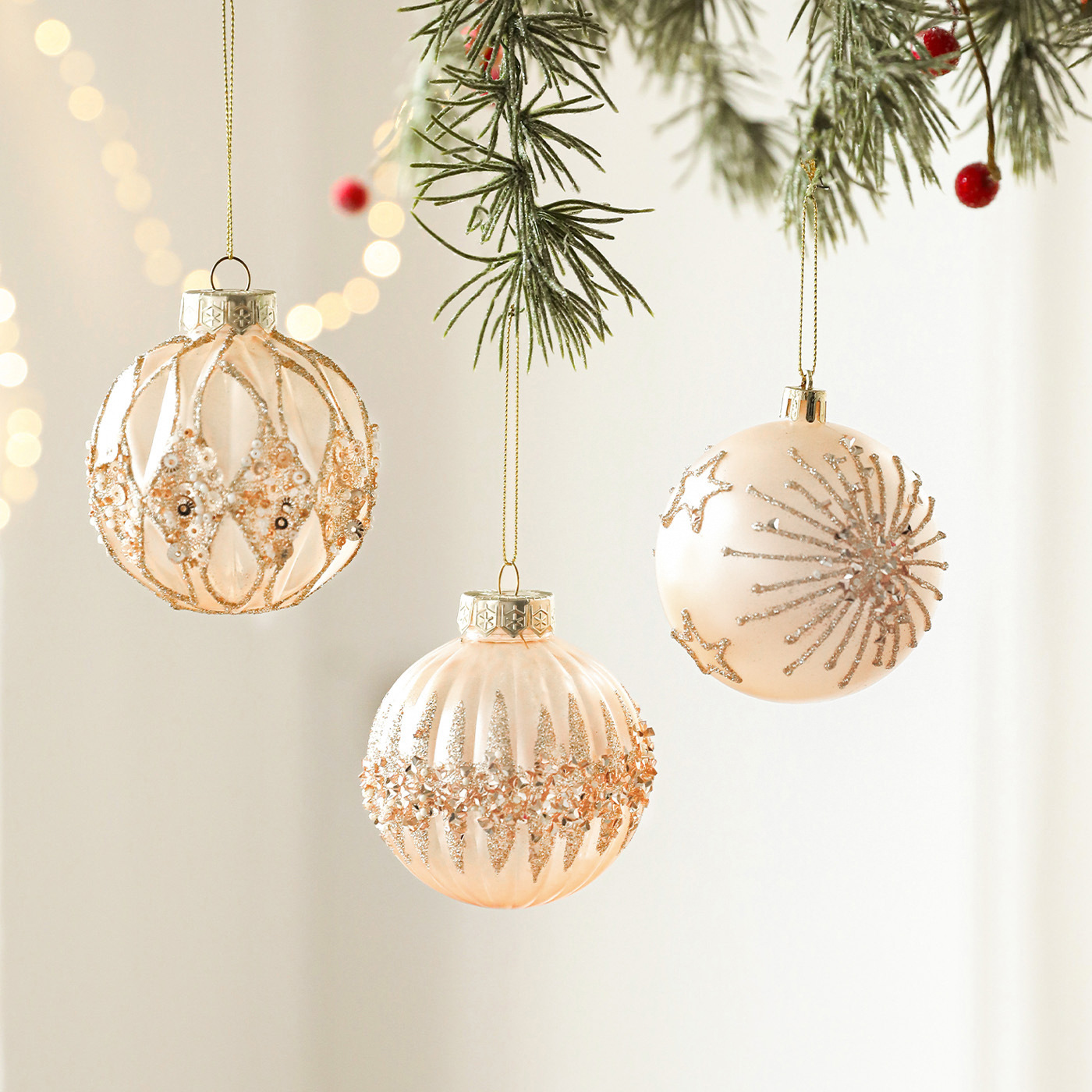 8CM bola de alta calidad de color champagne de lujo ligero polvo adhesivo oro polvo galvanizado bola de decoración de árbol de Navidad colgante decoración colgante bola