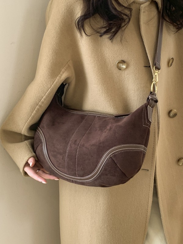 Nicho de diseño estilo estilo simple personalidad in-viento texturas de gamuza bolsas de bolsas de bolsas de hombro diarias
