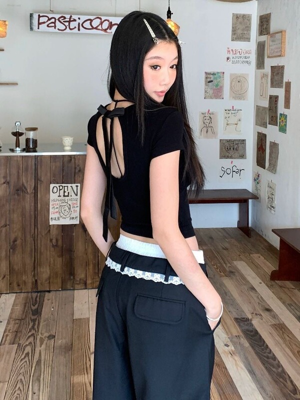 ホットガールデザインバックレススリムリボン半袖Tシャツ女性用2025夏ニッチ中空トップ|undefined