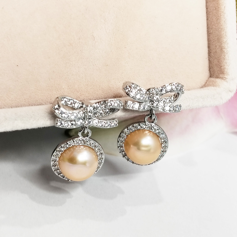 활 진주 귀걸이 (화이트 골드 + 오렌지 파우더 비즈)