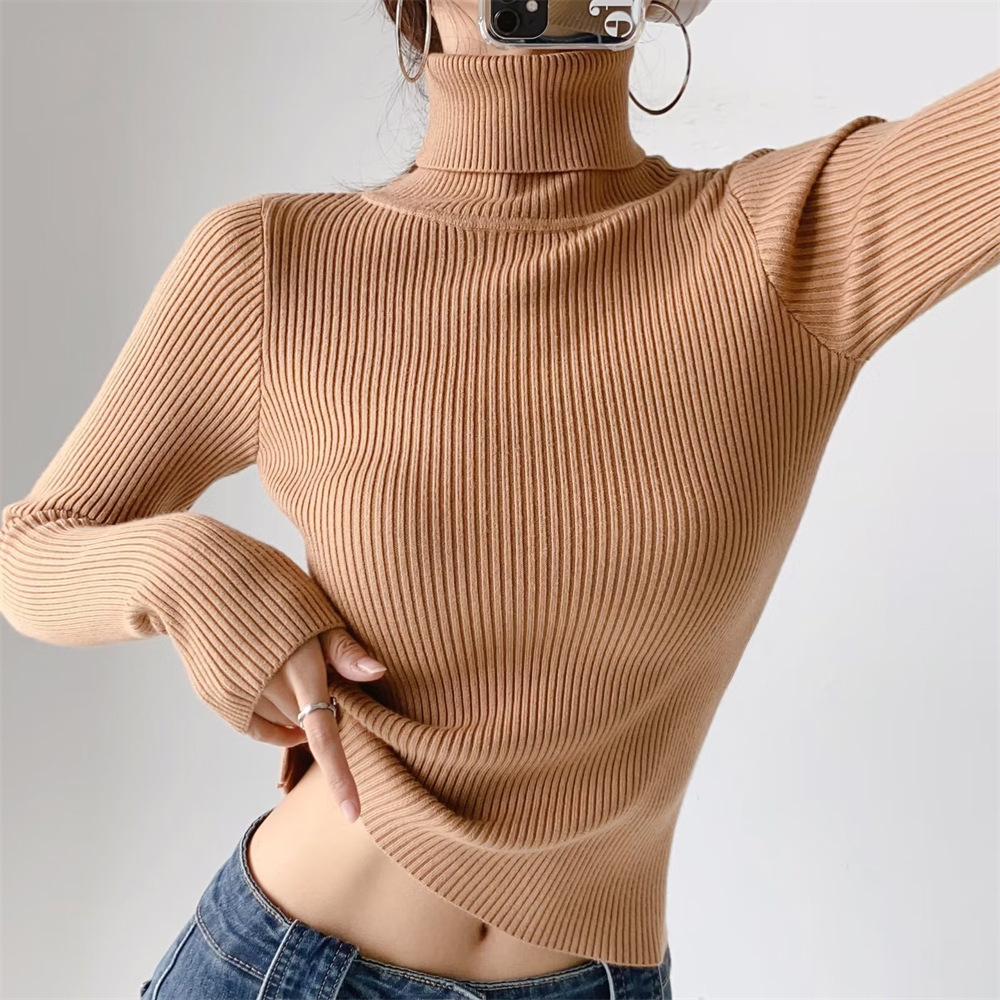 Demi-season trend sweater