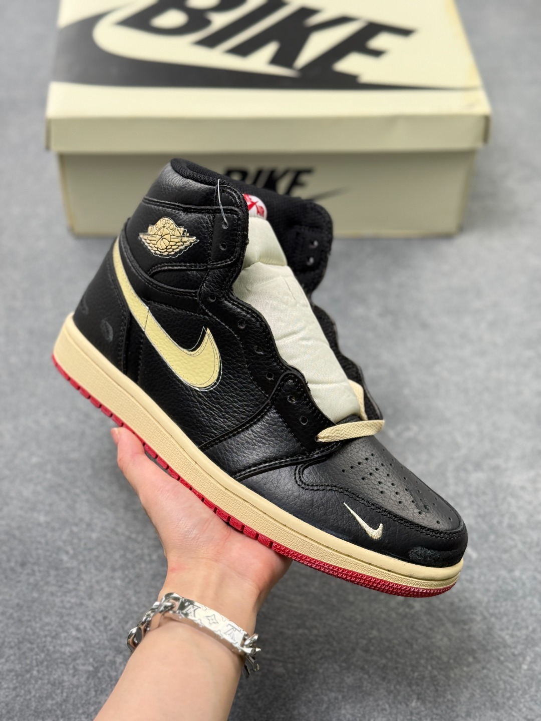 Zapatos Pitian pure original aj1 versión superior de alta calidad importada de cuero de cabeza completa para hombres y mujeres zapatillas deportivas casuales