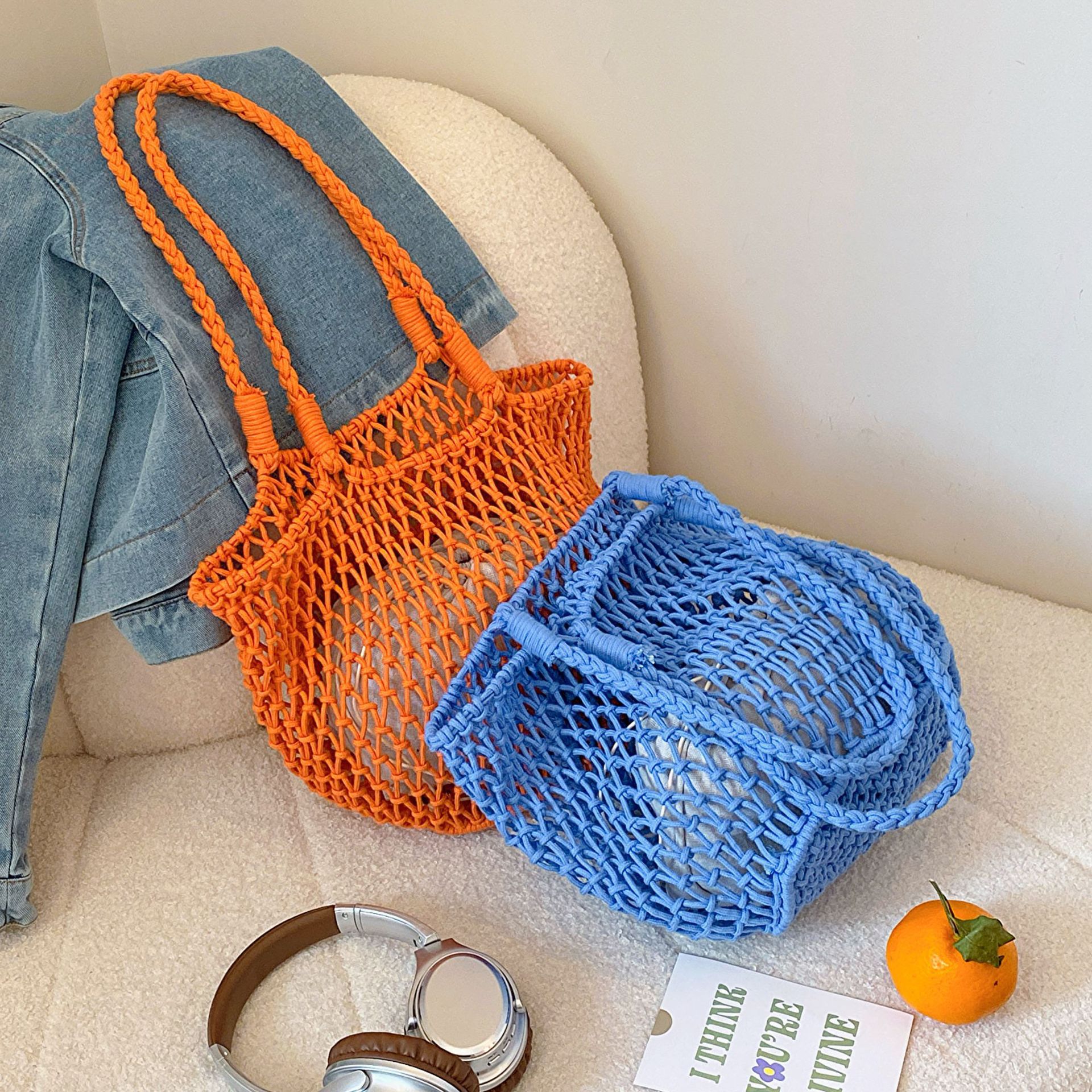 woven bag large capacity grid shoulder straw bag handmade women's bag leisure holiday beach bag_voghion.com