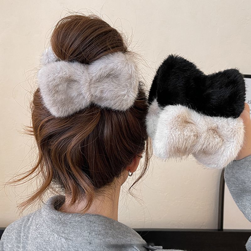Plush Bow Ball Head Clip Women's Head Advanced Sense Artifact 2024 New Hair Clip Hair Accessories