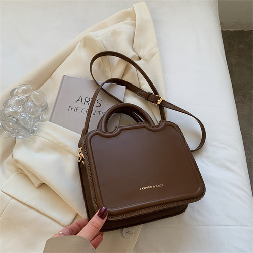 Women's 2024 Summer New Fashion Handbag Shoulder Bag Hip Bag Korean Style Unique Design Ins Women's Bag Retro Single Strap Bag