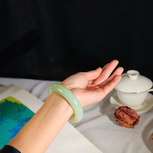 Jin Yutang Xinjiang Hetian Jade [Cui Color and Pleasant. Bracelet] Collectible Grade Bracelet Boutique