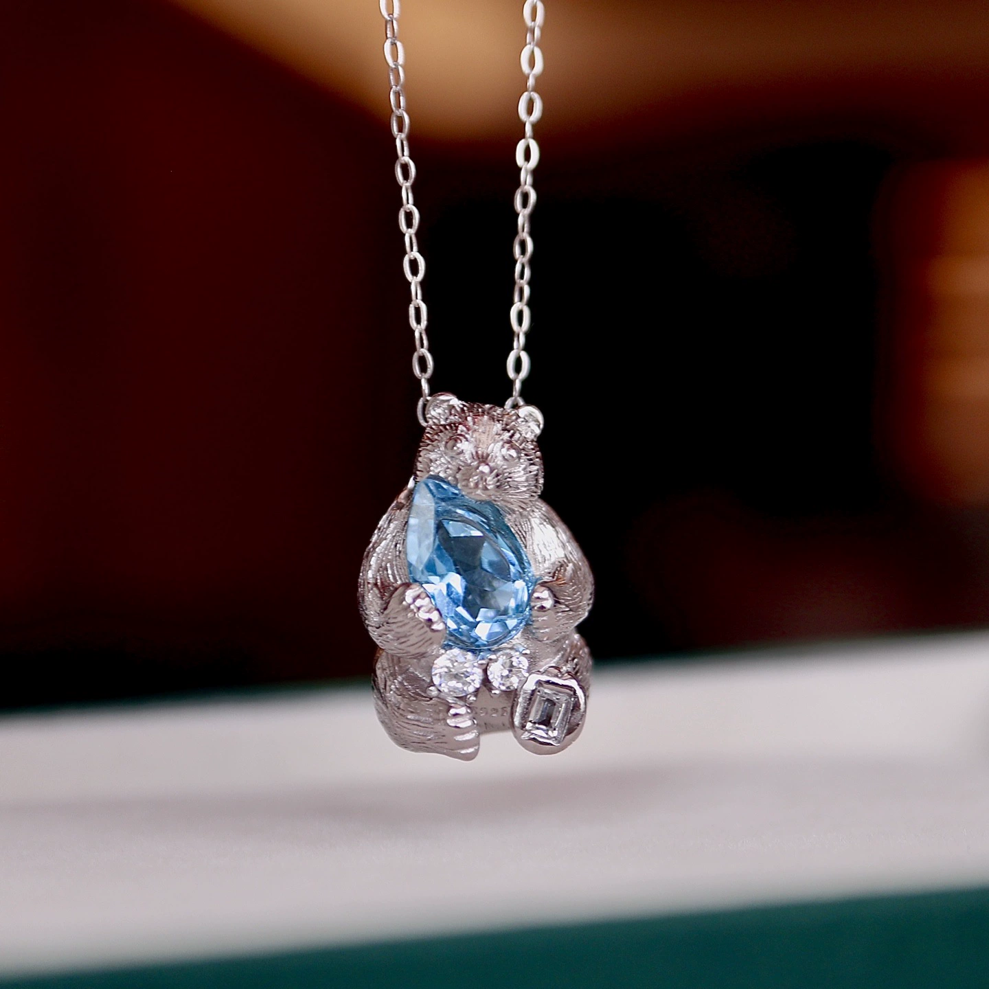 Подвеска в виде медведя с натуральным топазом S925, серебро, инкрустация, новинка 2025 года, ожерелье с топазом, повседневные аксессуары